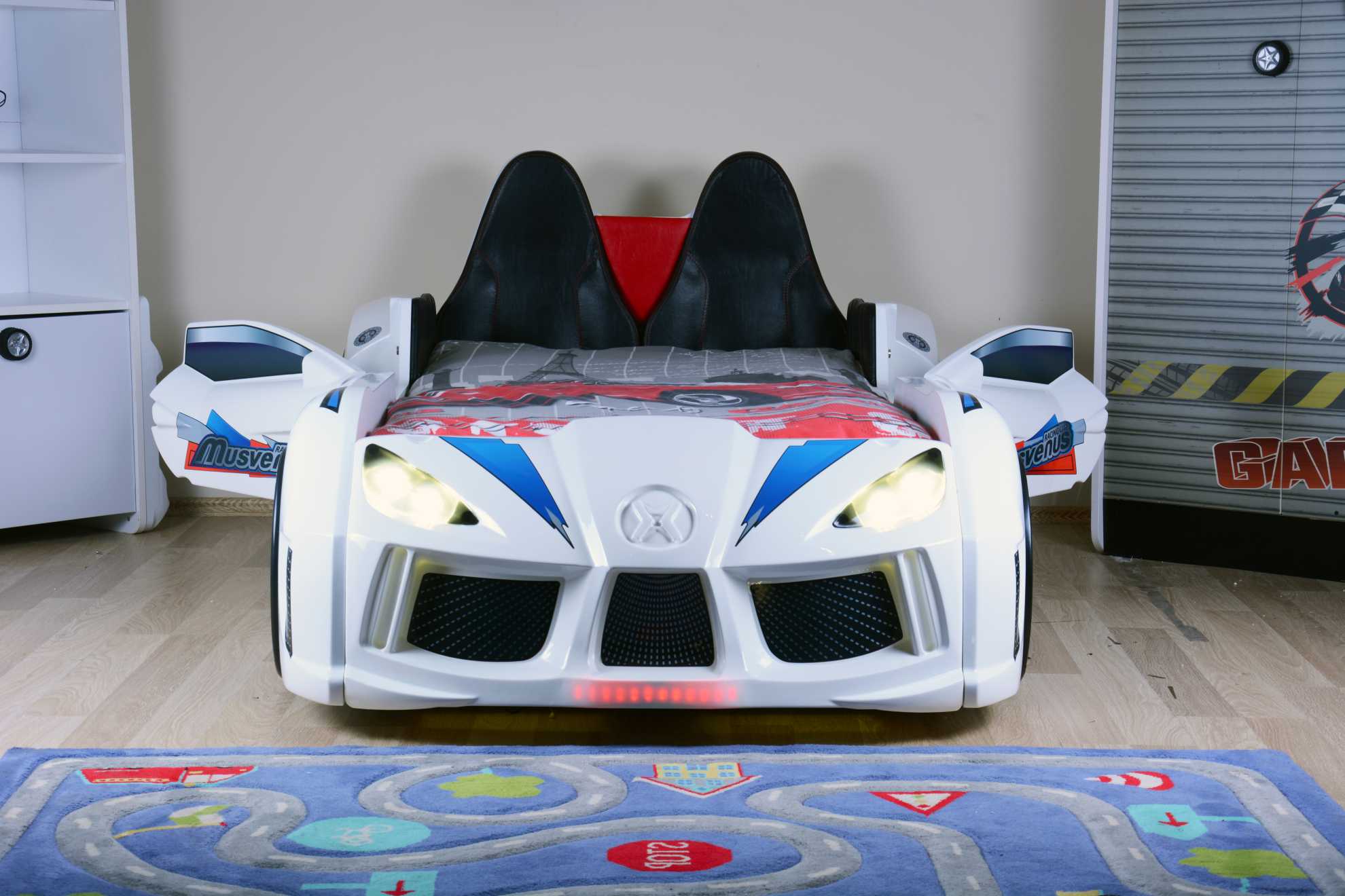 MVN 3 Autobett mit LED