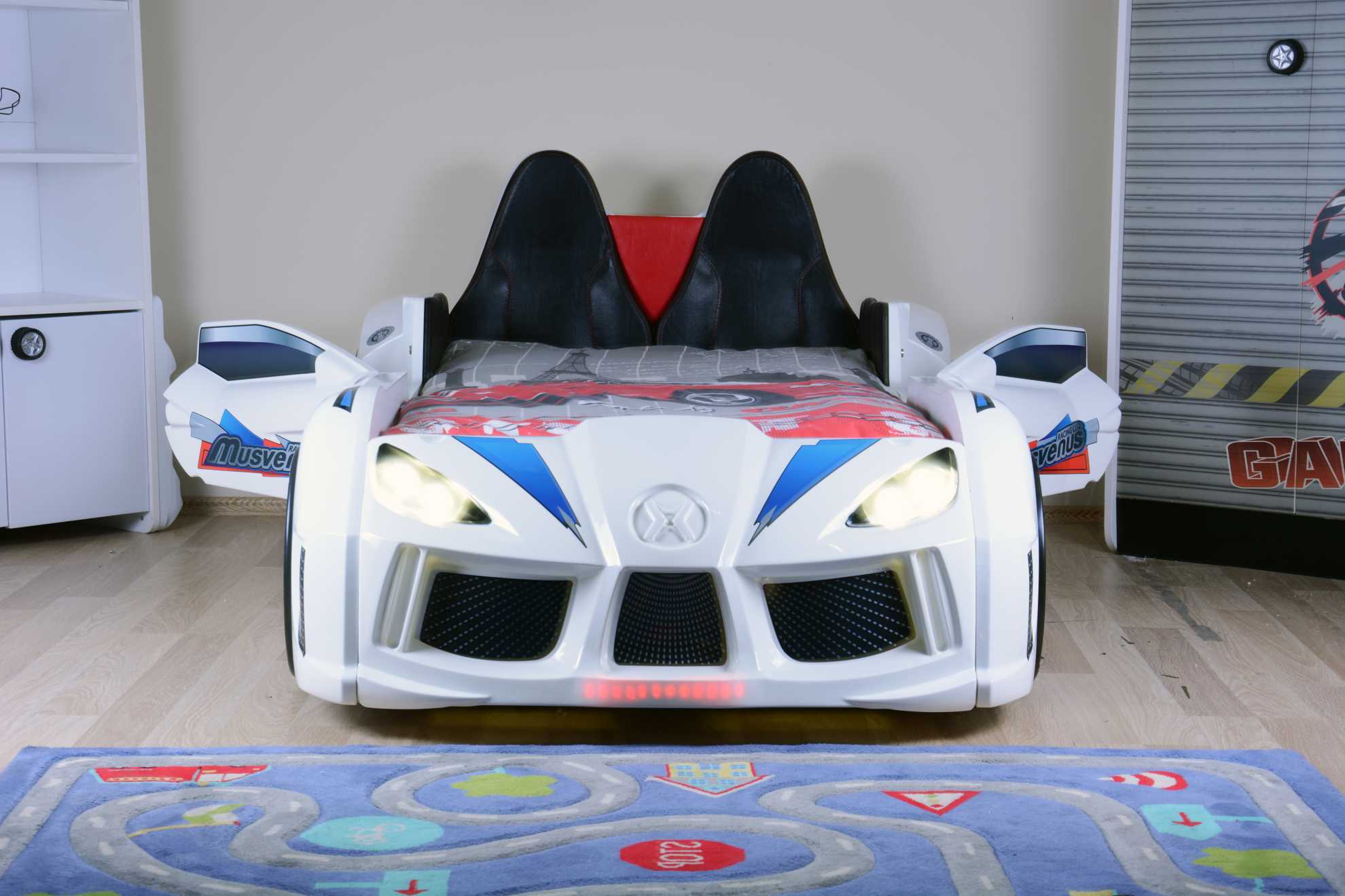 MVN 3 Autobett mit LED