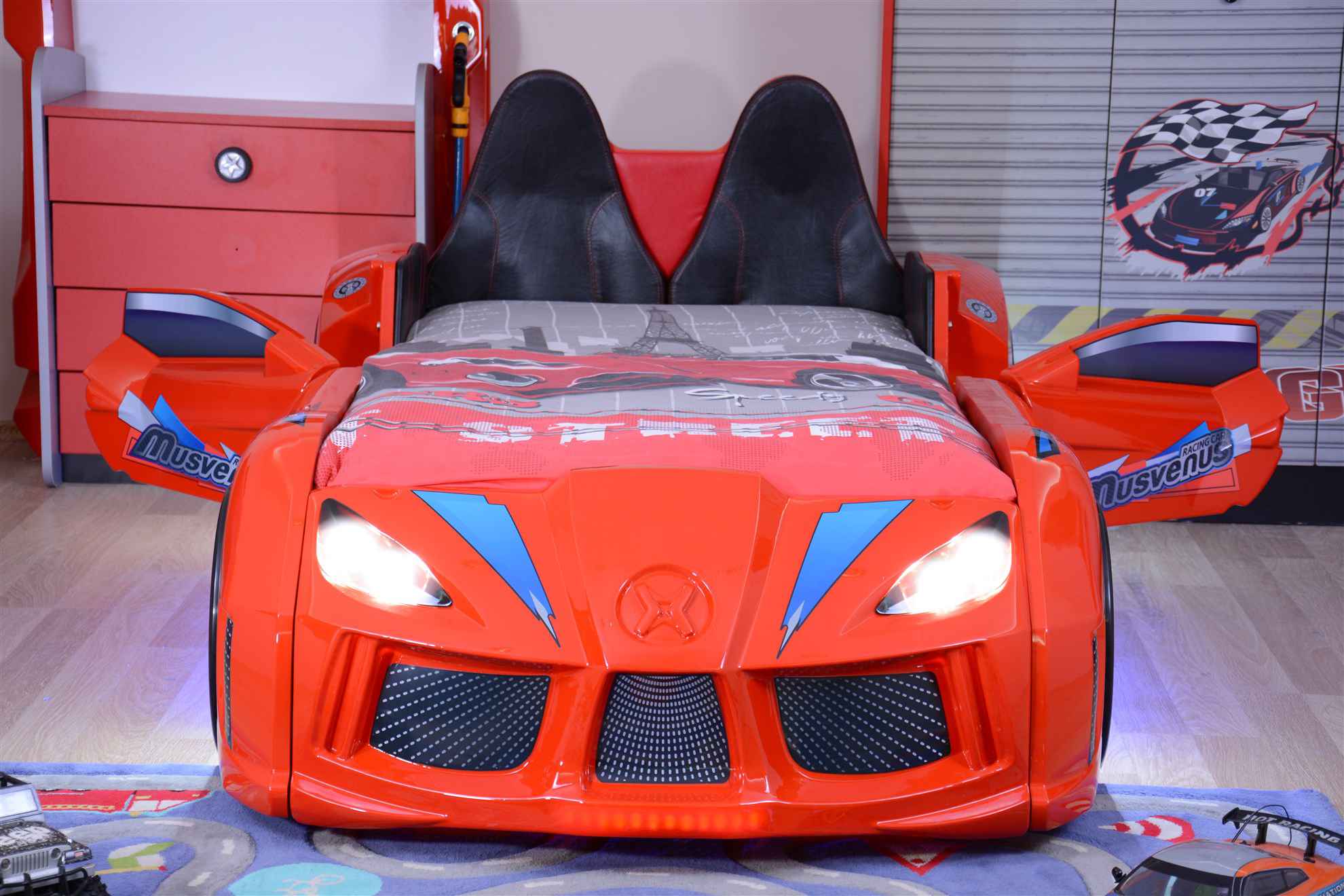 MVN 3 Autobett mit LED