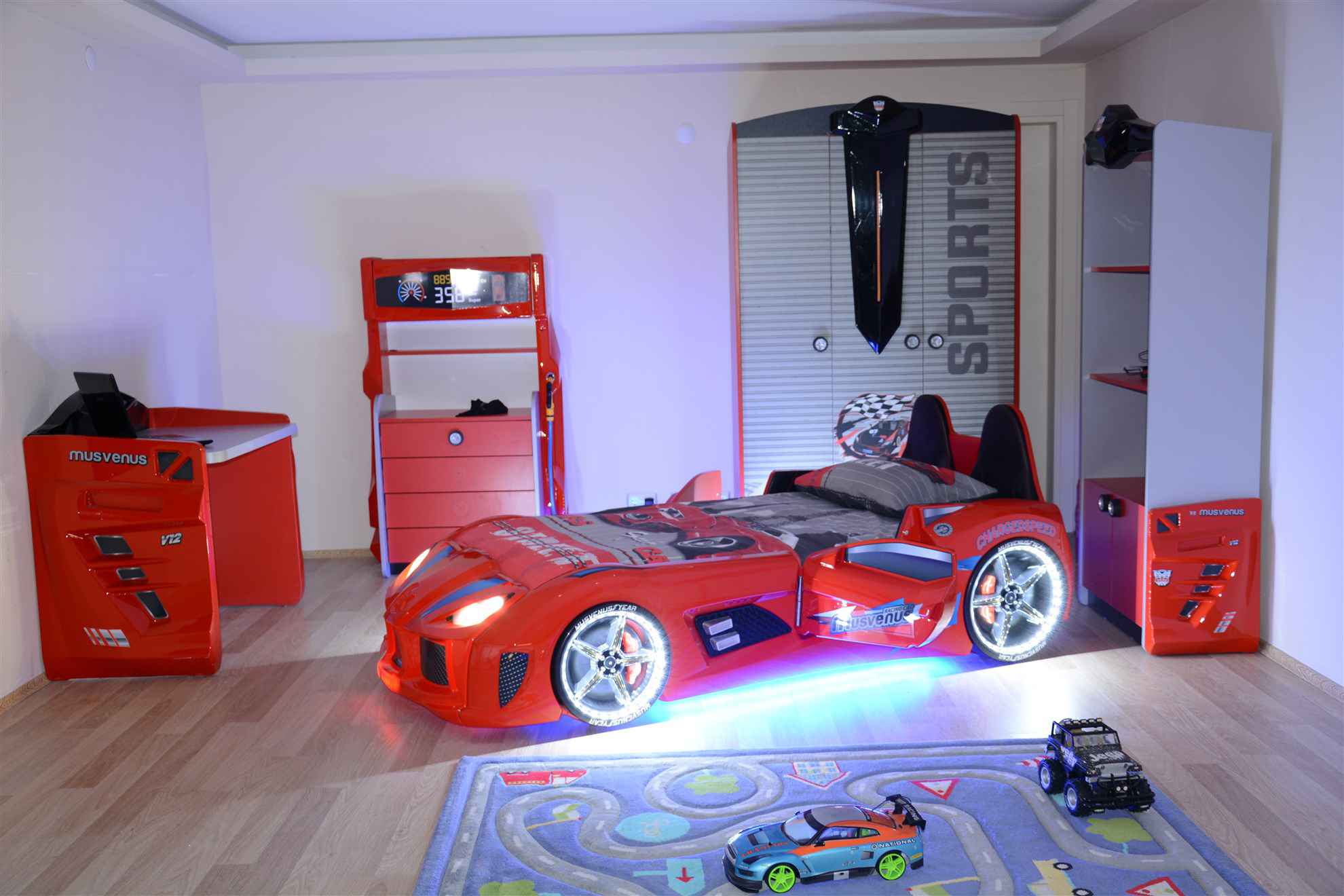 MVN 3 Autobett mit LED