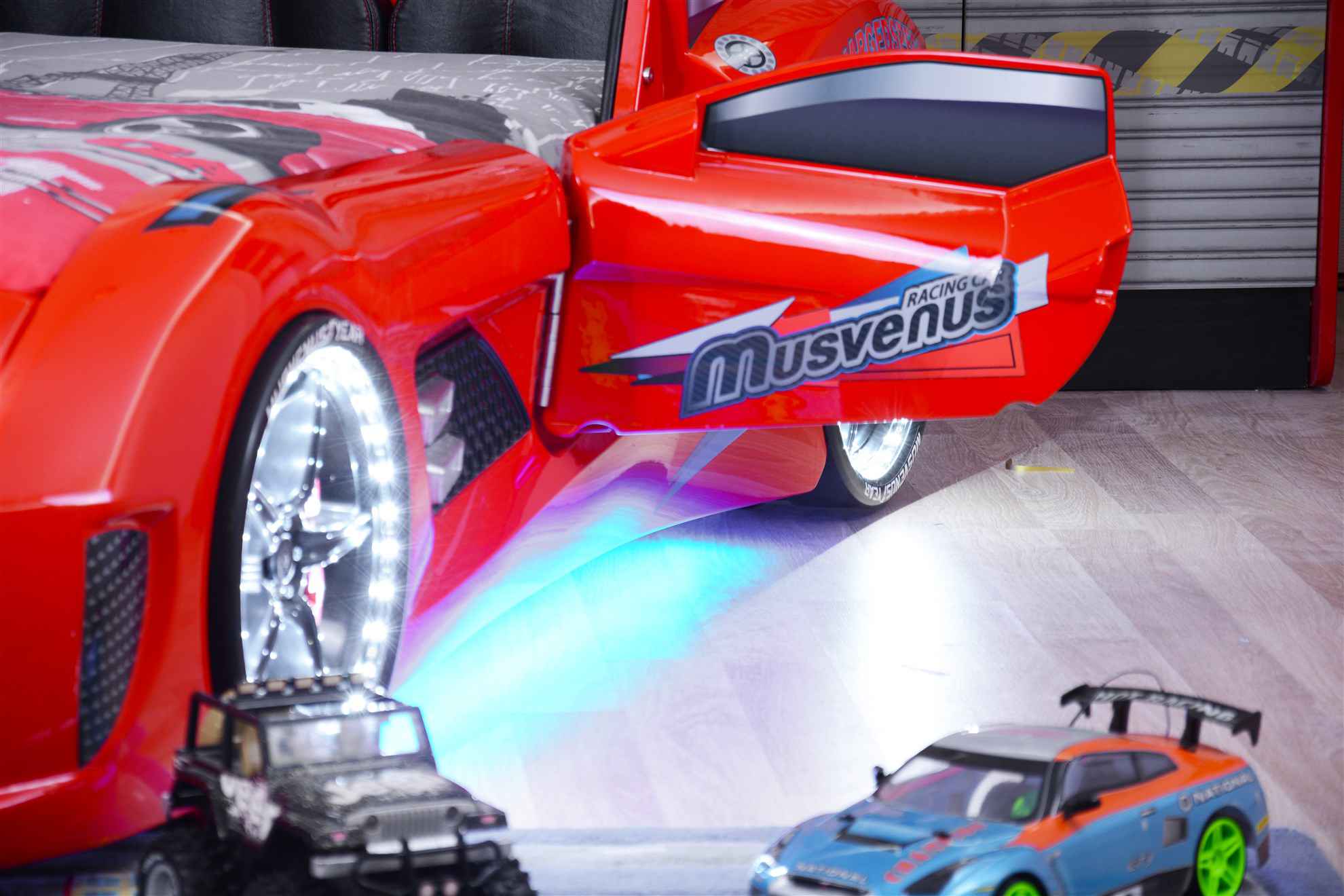 MVN 3 Autobett mit LED