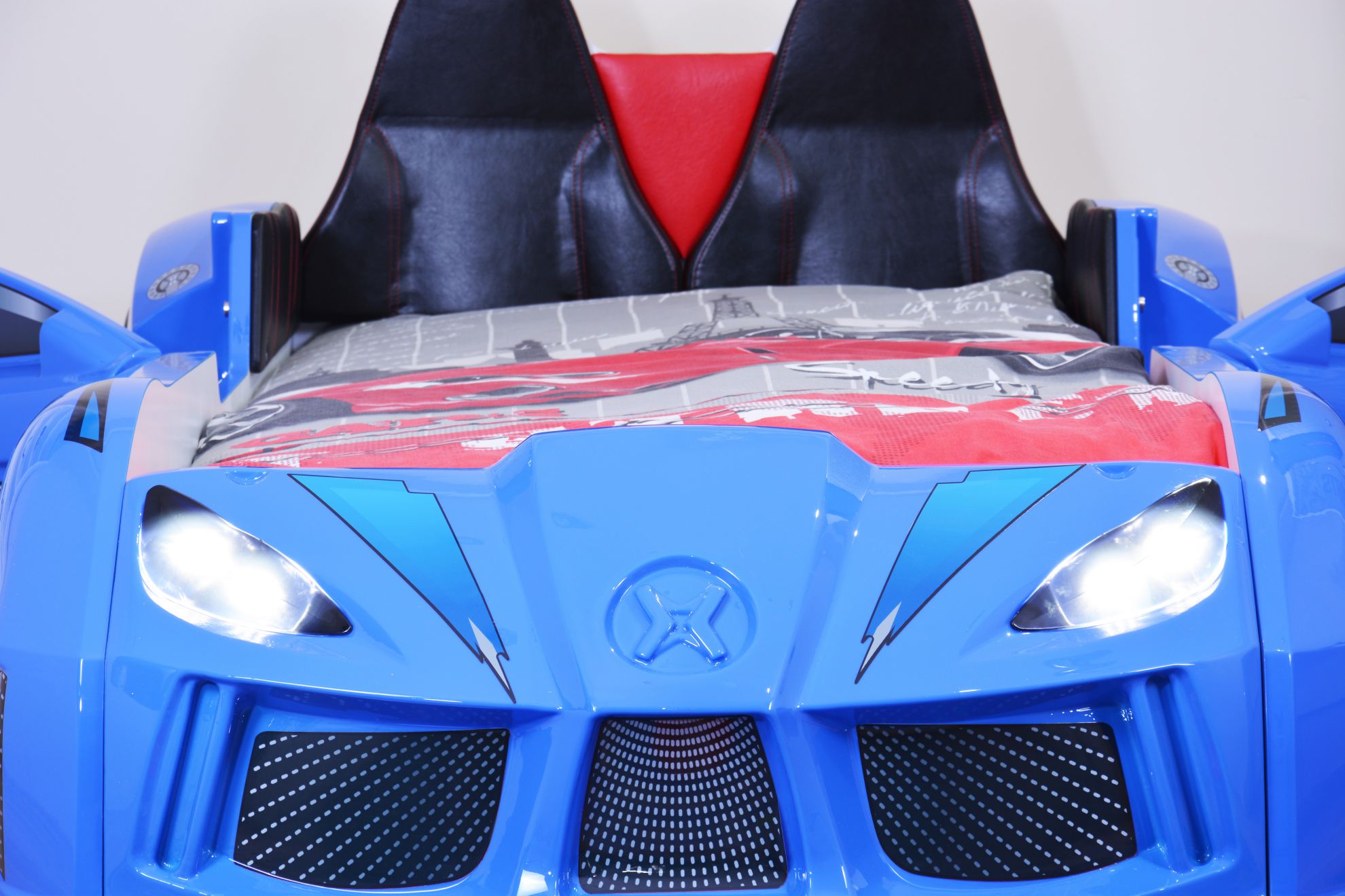 MVN 3 Autobett mit LED