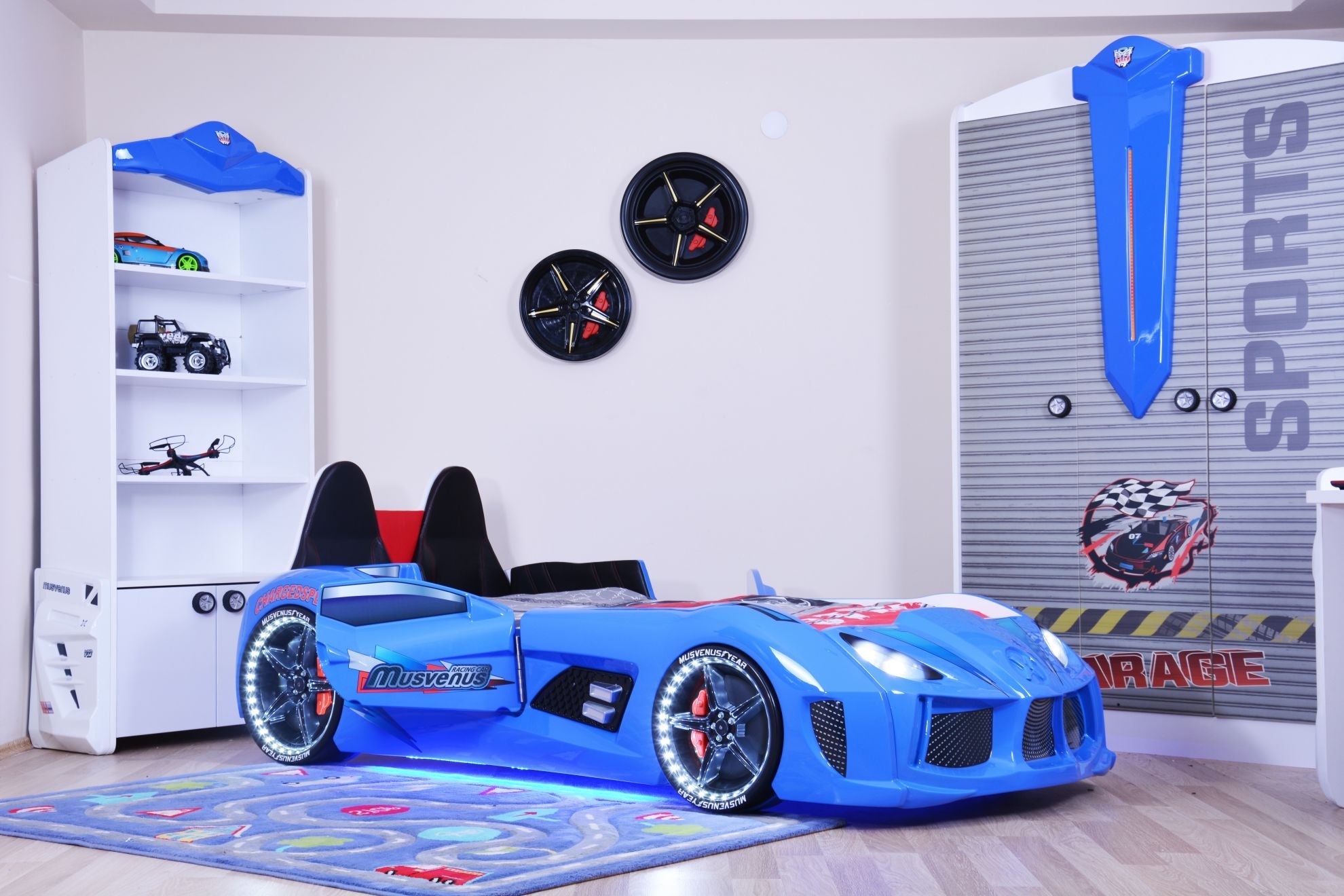 MVN 3 Autobett mit LED