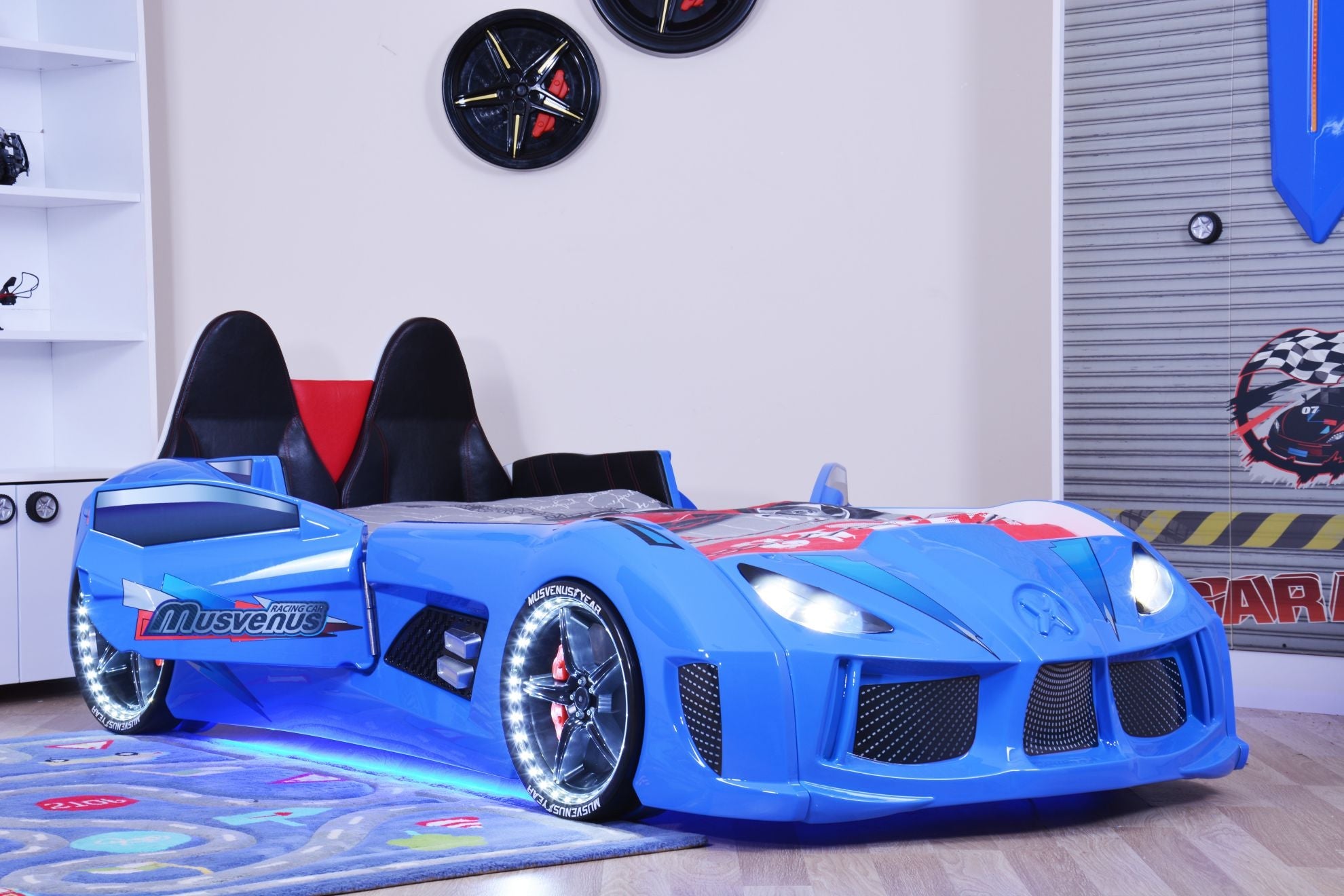 MVN 3 Autobett mit LED